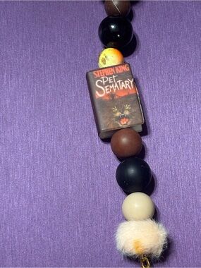 Book Pet Sematary Themed Beaded Charm Tablet Strap With Sticky Hearts